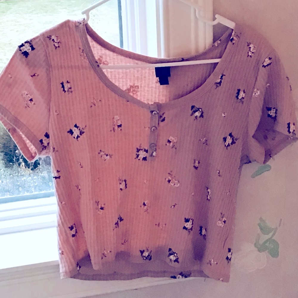 Aesthetic top from Target!